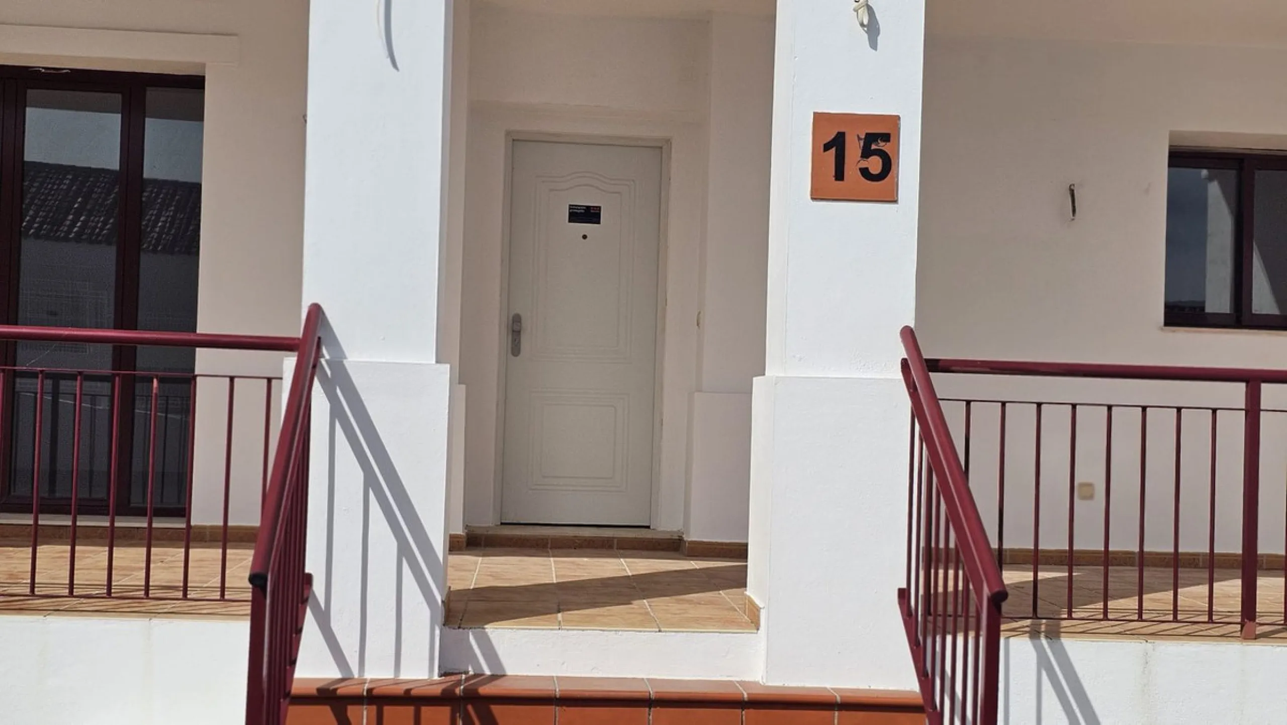 House - Townhouse в продаже в Casares, Málaga. В доме 2 спален и 3 ванных комнат. Площадь дома 211 м²