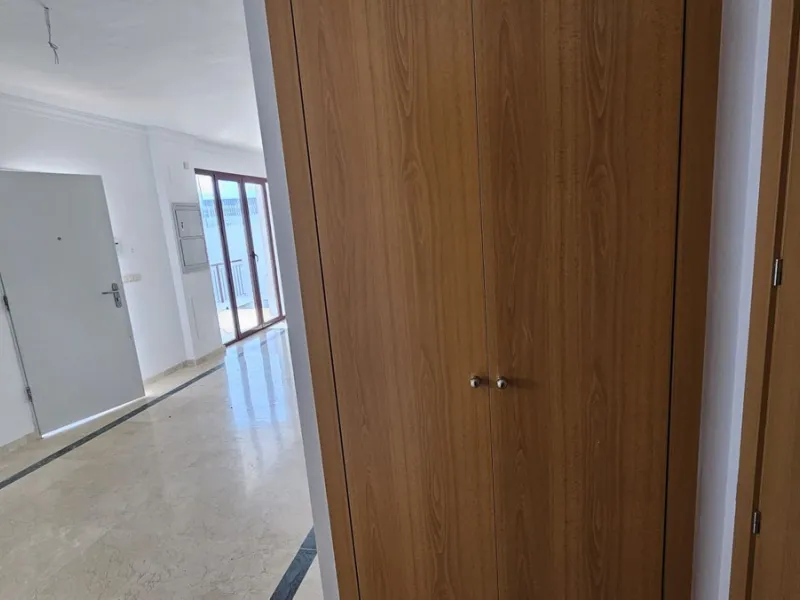 House - Townhouse в продаже в Casares, Málaga. В доме 2 спален и 3 ванных комнат. Площадь дома 211 м²