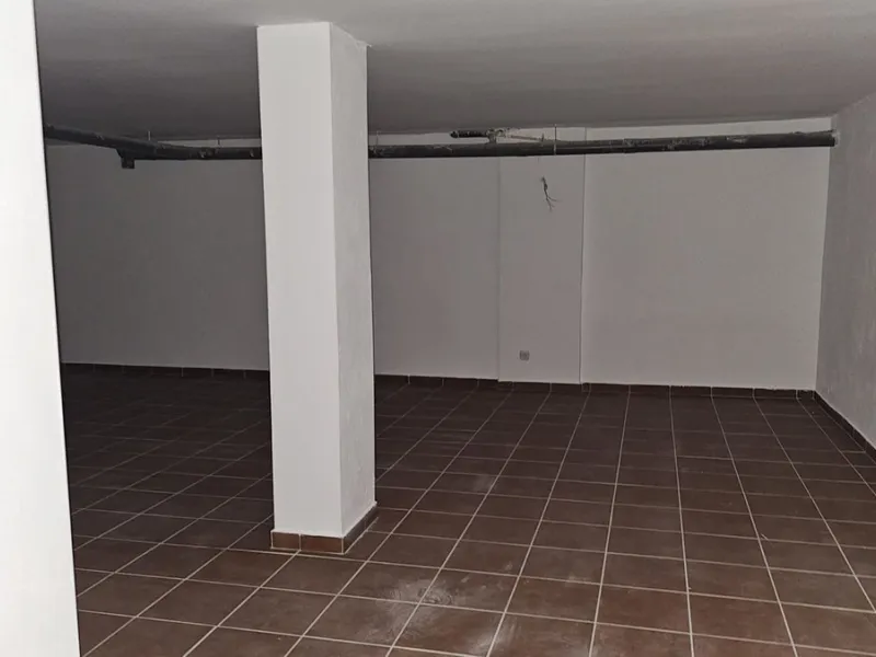 House - Townhouse в продаже в Casares, Málaga. В доме 2 спален и 3 ванных комнат. Площадь дома 211 м²