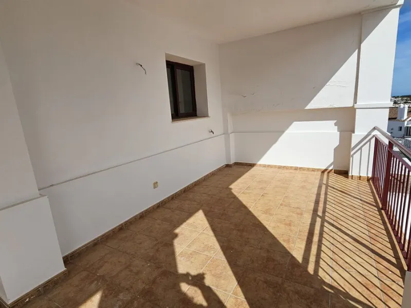 House - Townhouse в продаже в Casares, Málaga. В доме 2 спален и 3 ванных комнат. Площадь дома 208 м²