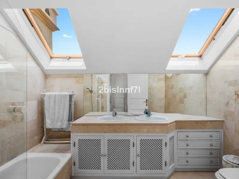 Penthouse with Panoramic Views of the Mediterranean for Sale in Elviria Hills, Marbella