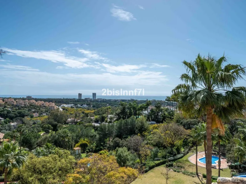 Penthouse with Panoramic Views of the Mediterranean for Sale in Elviria Hills, Marbella