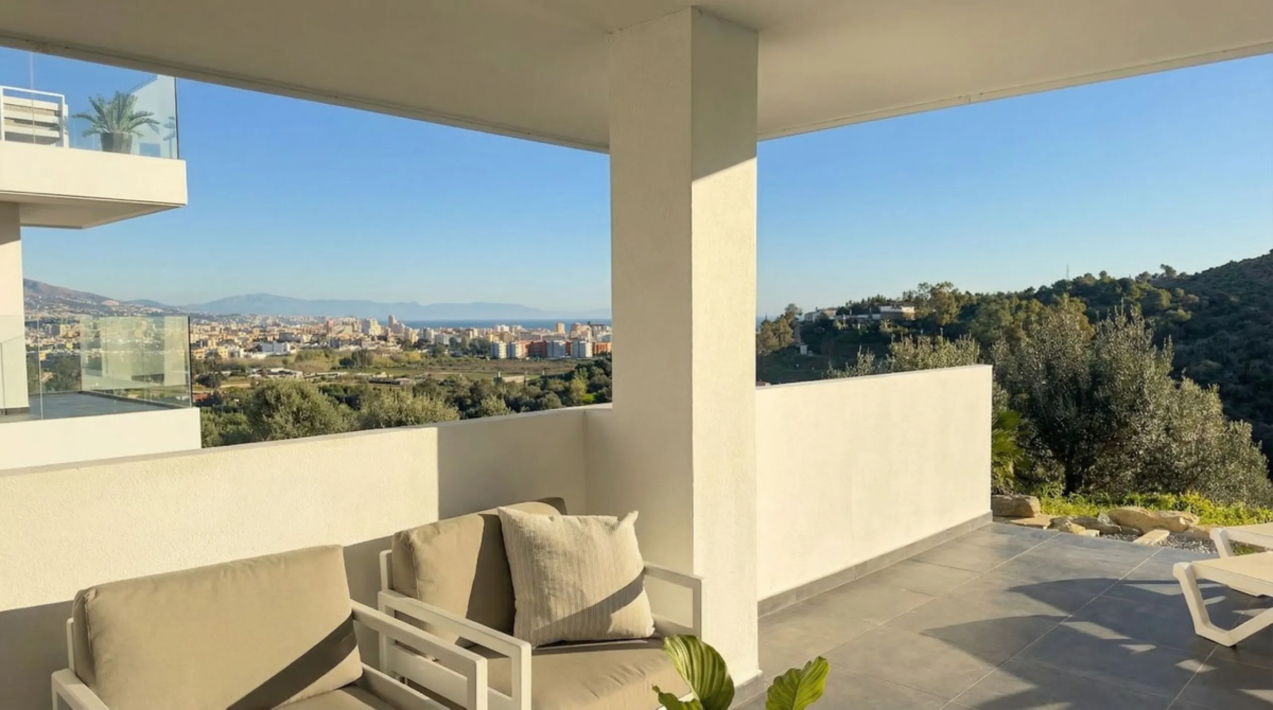 4-Bedroom Apartment with Private Garden and Sea Views – Hacienda el Sueño, Mijas