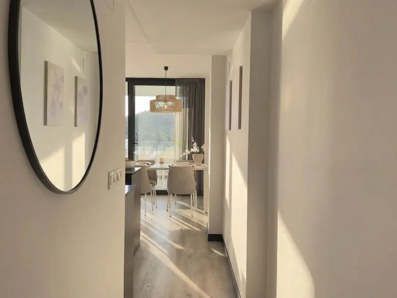 4-Bedroom Apartment with Private Garden and Sea Views – Hacienda el Sueño, Mijas
