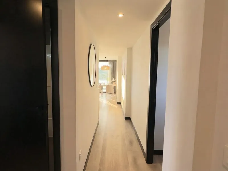 4-Bedroom Apartment with Private Garden and Sea Views – Hacienda el Sueño, Mijas
