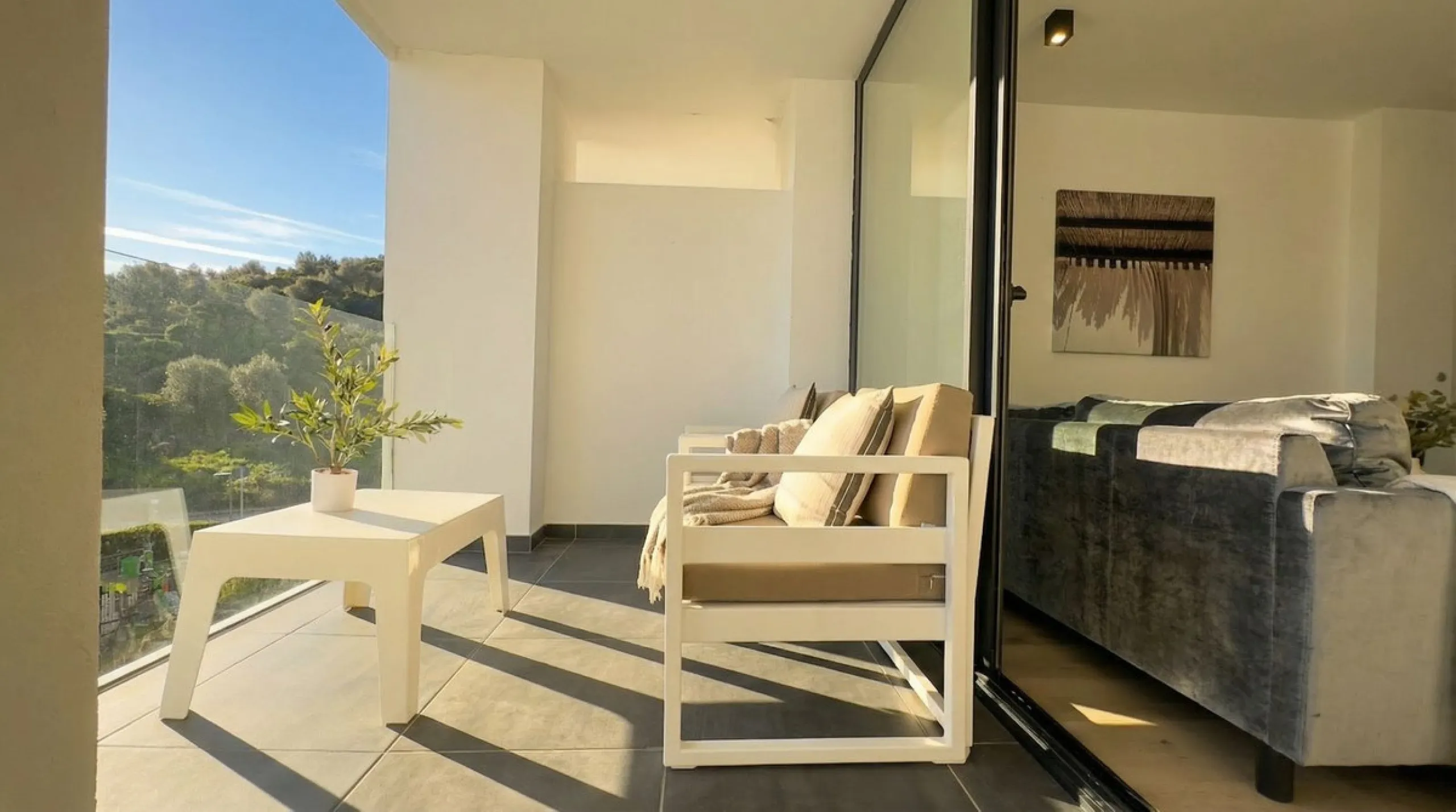 Apartment with Pool Views and Space for 6 – For Sale in Hacienda el Sueño, Mijas Costa