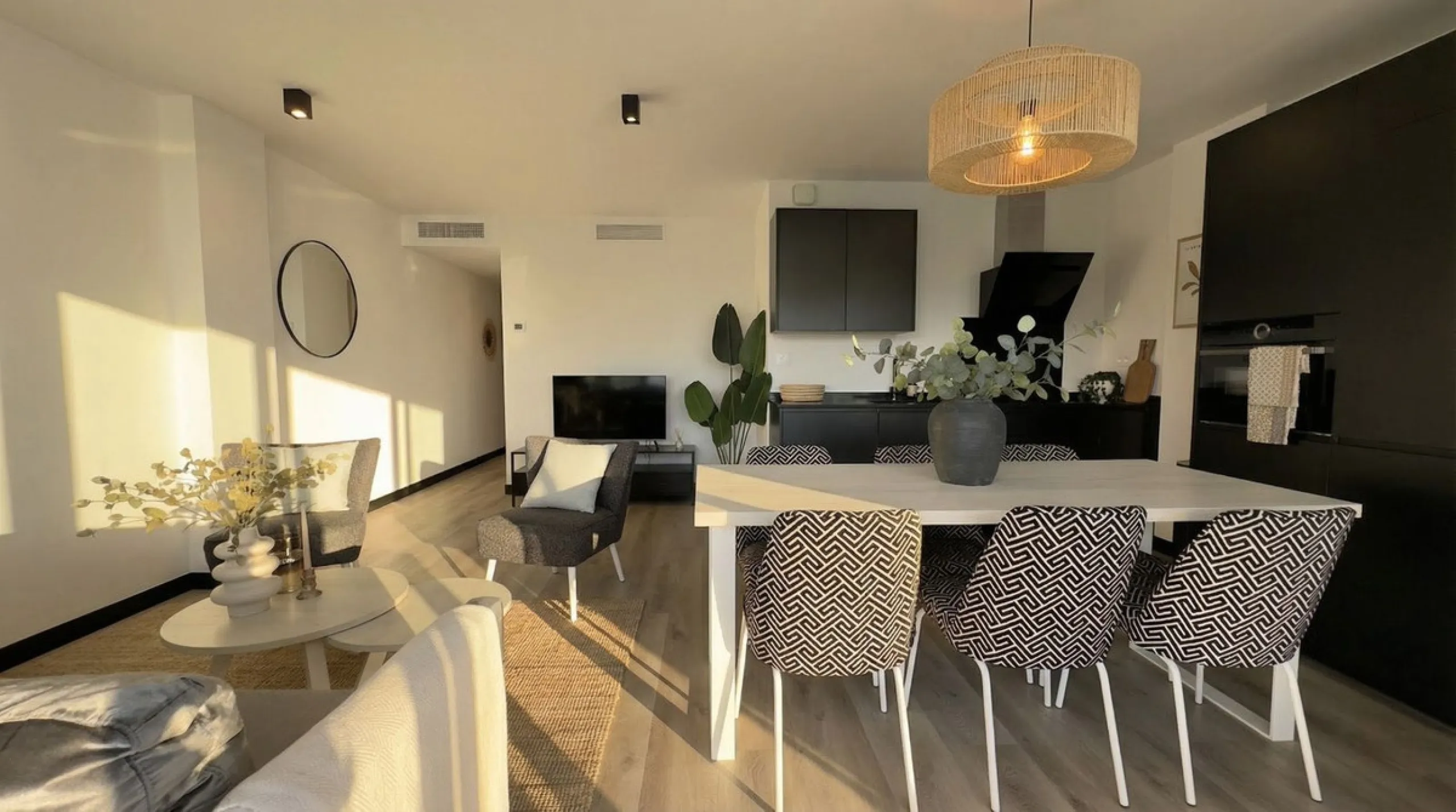 Apartment with Pool Views and Space for 6 – For Sale in Hacienda el Sueño, Mijas Costa