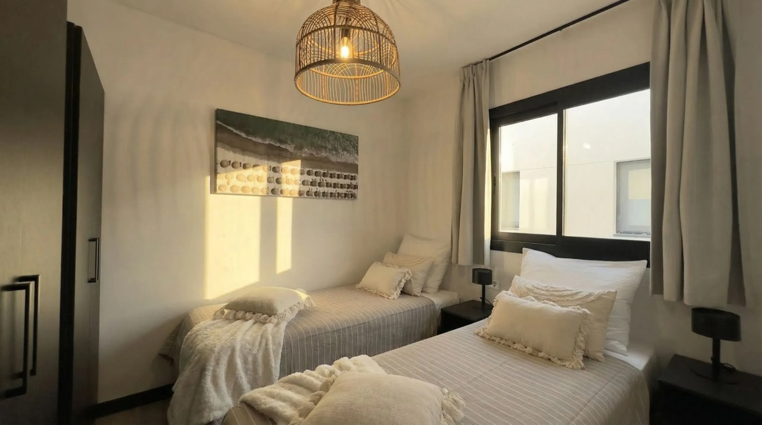 Apartment with Pool Views and Space for 6 – For Sale in Hacienda el Sueño, Mijas Costa