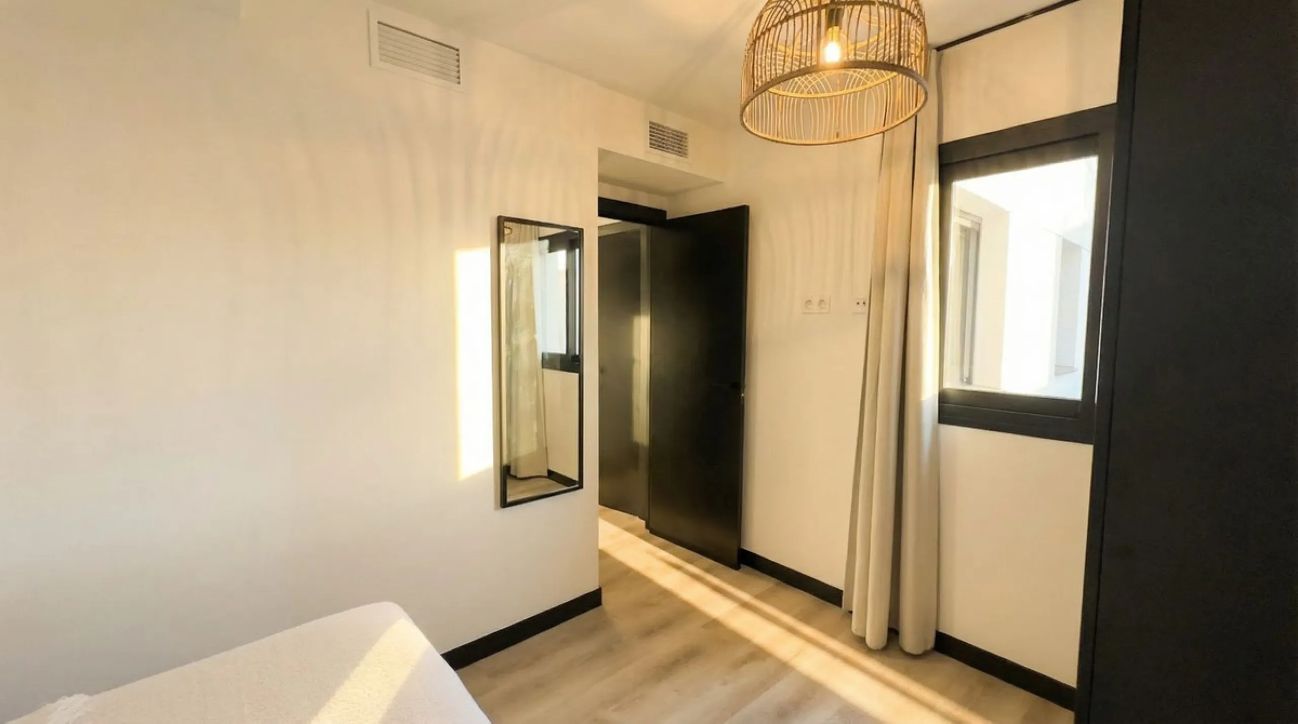 Apartment with Pool Views and Space for 6 – For Sale in Hacienda el Sueño, Mijas Costa