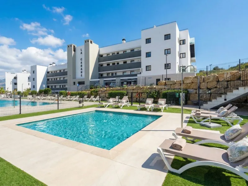 Apartment with Pool Views and Space for 6 – For Sale in Hacienda el Sueño, Mijas Costa
