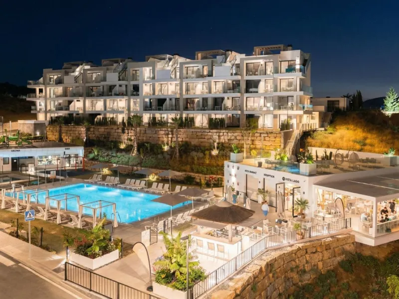 Apartment with Pool Views and Space for 6 – For Sale in Hacienda el Sueño, Mijas Costa
