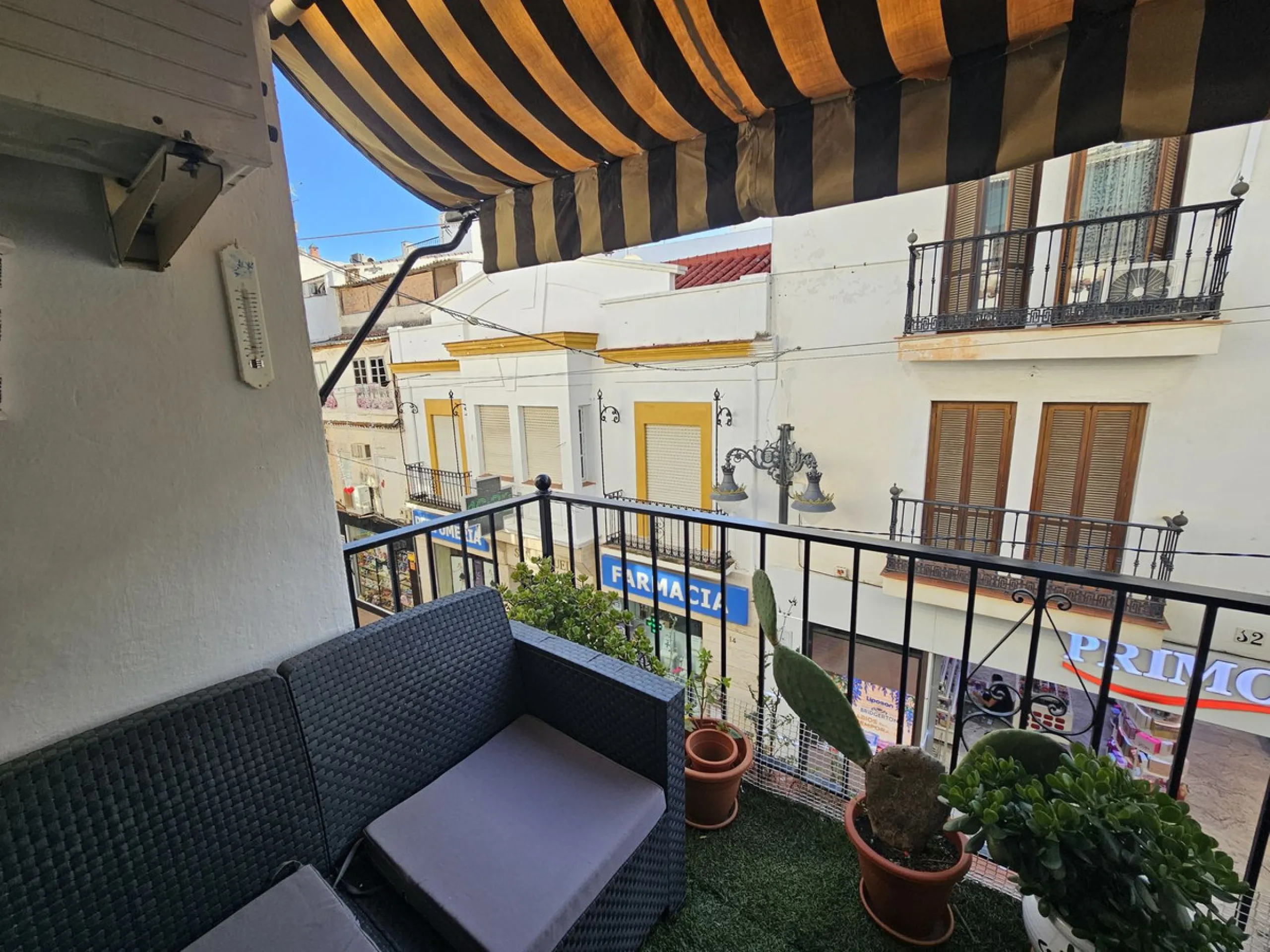Apartment - Middle Floor Apartment в продаже в Torremolinos, Málaga. В доме 3 спален и 2 ванных комнат. Площадь дома 91 м²