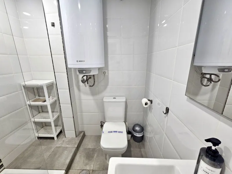Apartment - Middle Floor Apartment в продаже в Torremolinos, Málaga. В доме 3 спален и 2 ванных комнат. Площадь дома 91 м²