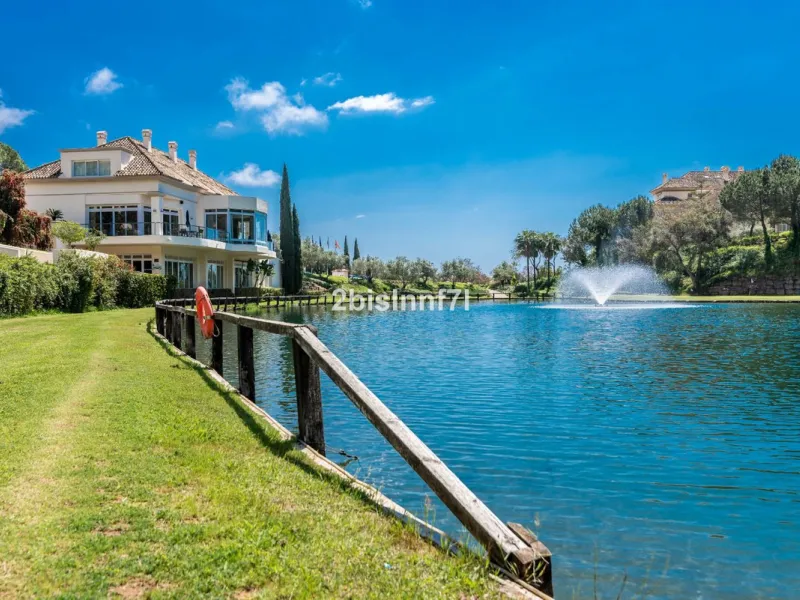 Penthouse with Panoramic Views of the Mediterranean for Sale in Elviria Hills, Marbella