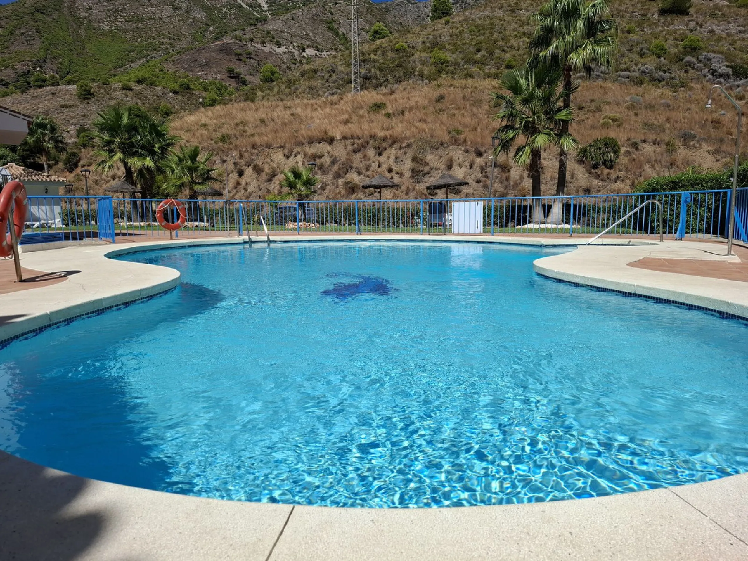 House - Townhouse в продаже в Mijas, Málaga. В доме 3 спален и 3 ванных комнат. Площадь дома 118 м²