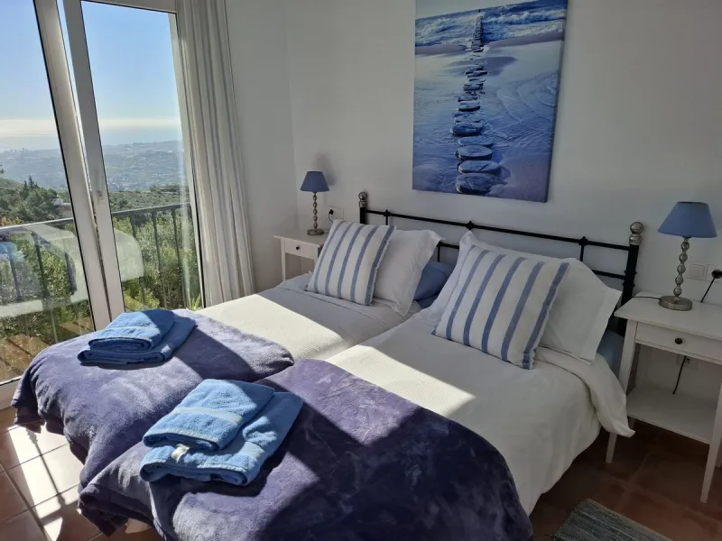 House - Townhouse в продаже в Mijas, Málaga. В доме 3 спален и 3 ванных комнат. Площадь дома 118 м²