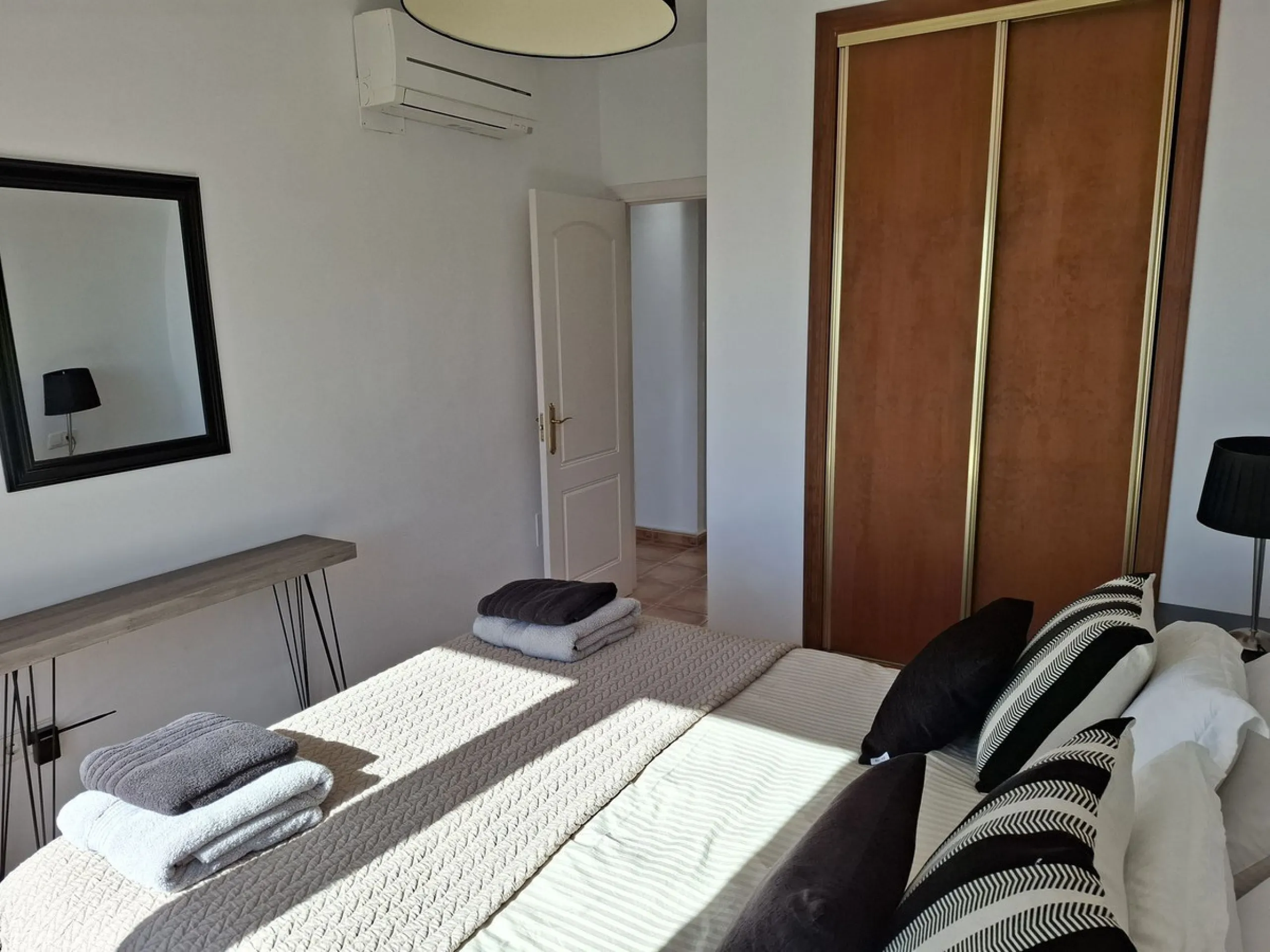 House - Townhouse в продаже в Mijas, Málaga. В доме 3 спален и 3 ванных комнат. Площадь дома 118 м²