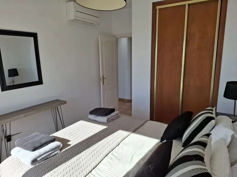 House - Townhouse в продаже в Mijas, Málaga. В доме 3 спален и 3 ванных комнат. Площадь дома 118 м²