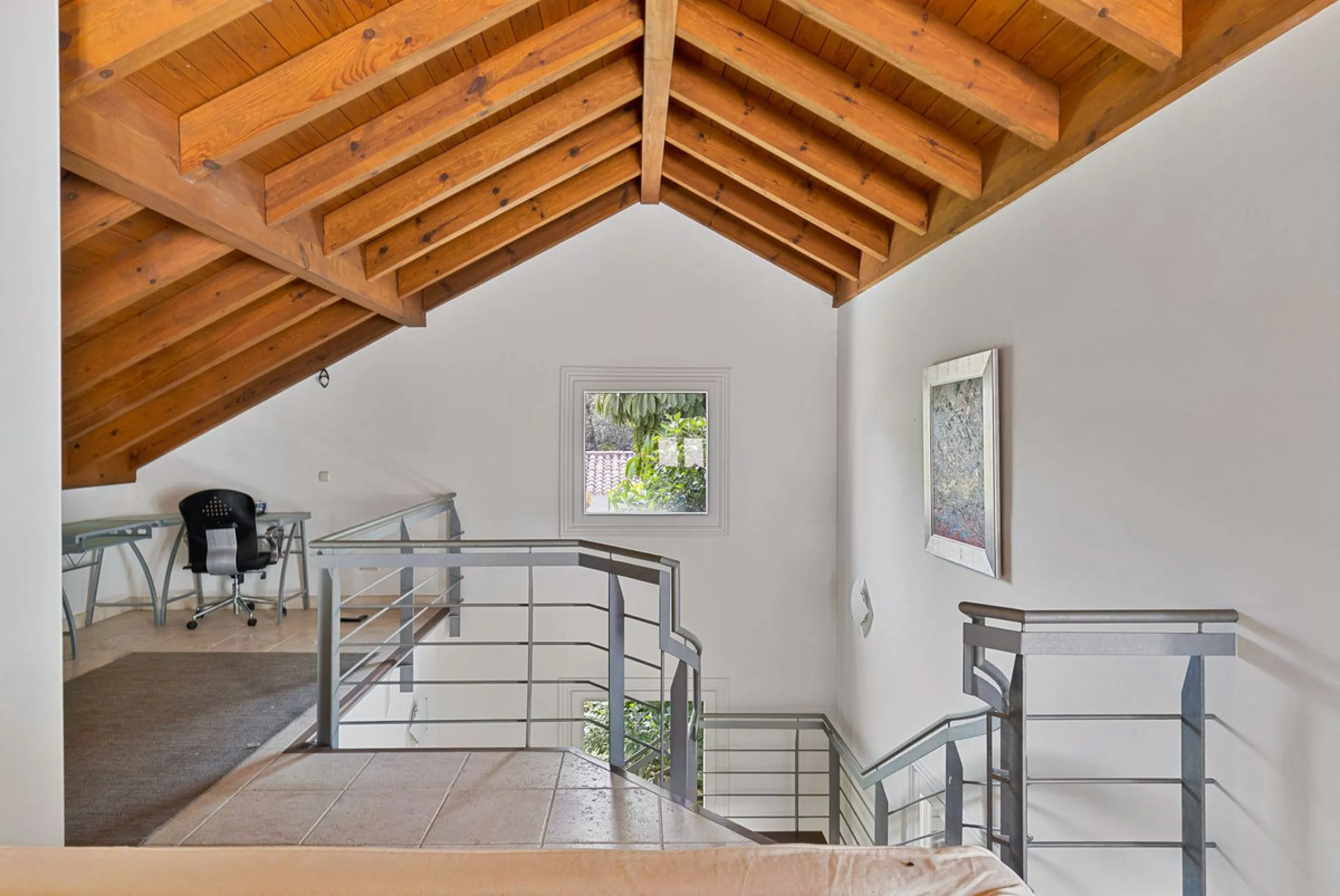 Villa for Sale in El Herrojo Alto: A Prime Architectural Estate in the Heart of La Quinta, Benahavis