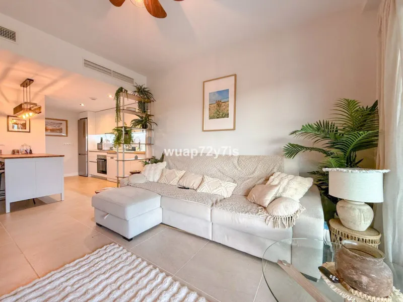 Spacious Two-Bedroom Ground Floor Apartment – Aranya Estepona, Selwo
