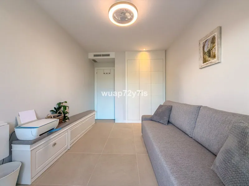 Apartment - Ground Floor Apartment в продаже в Estepona, Málaga. В доме 2 спален и 2 ванных комнат. Площадь дома 67 м². Площадь участка 81 м²