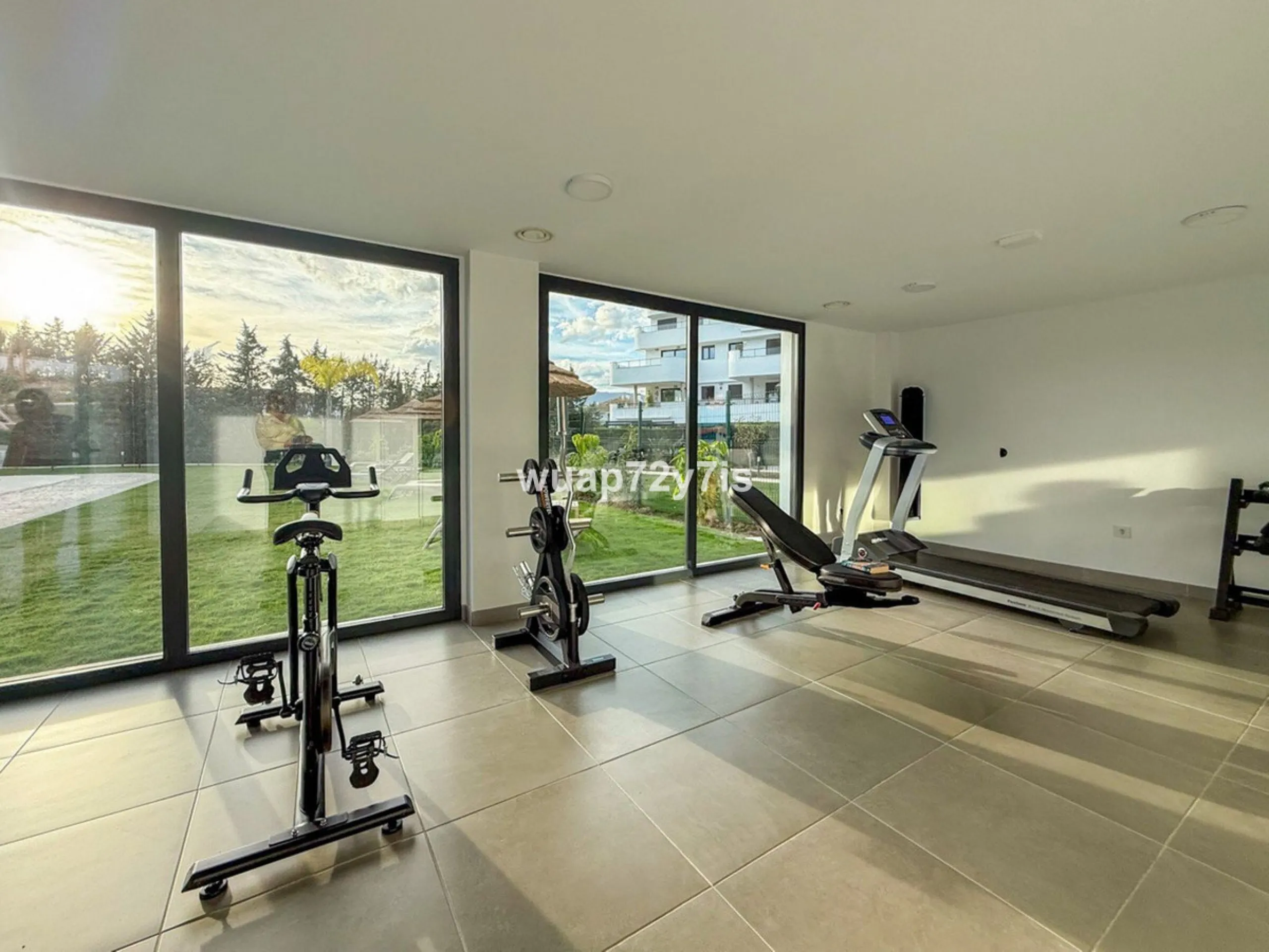 Apartment - Ground Floor Apartment в продаже в Estepona, Málaga. В доме 2 спален и 2 ванных комнат. Площадь дома 67 м². Площадь участка 81 м²