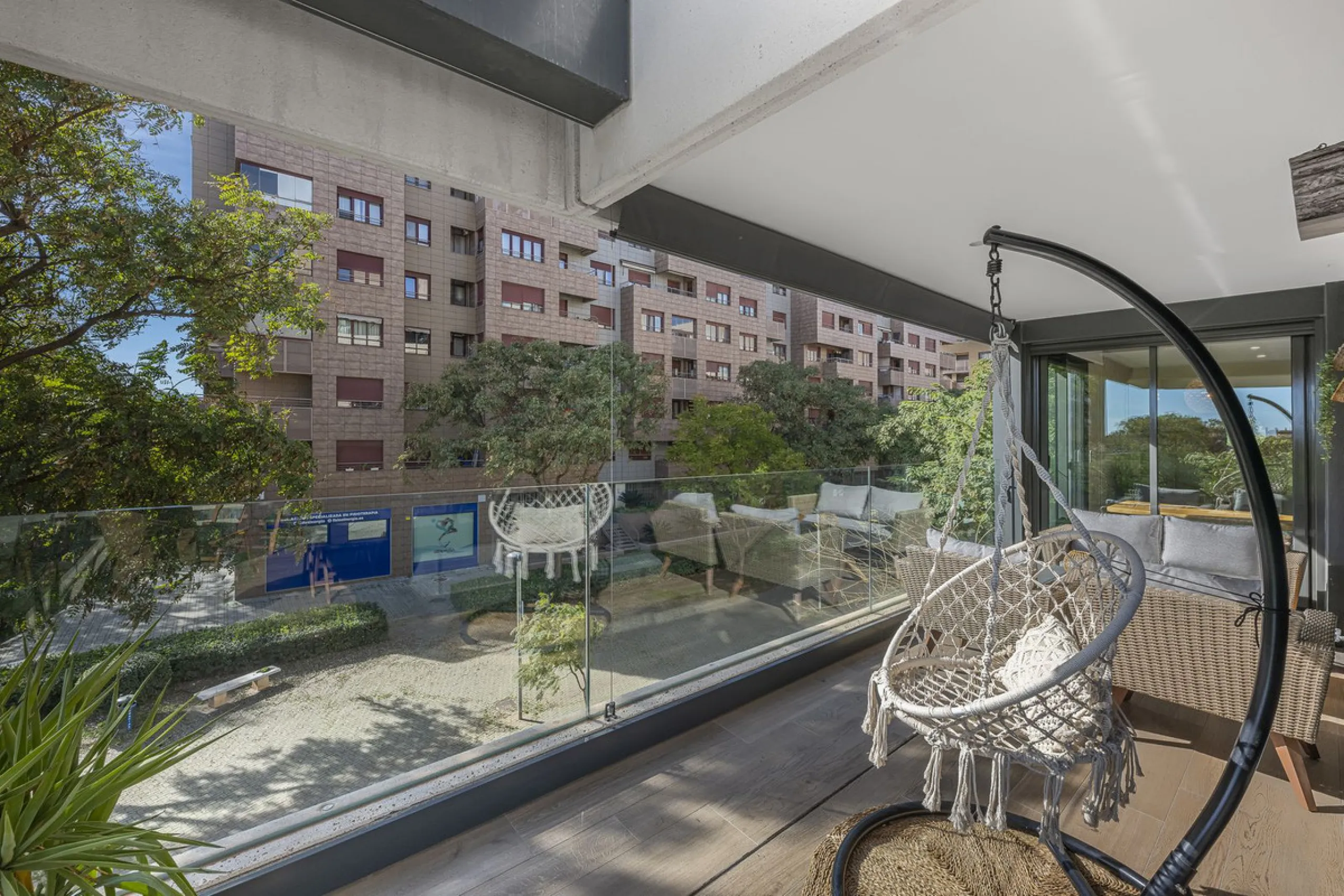 Apartment - Middle Floor Apartment в продаже в Málaga, Málaga. В доме 3 спален и 2 ванных комнат. Площадь дома 143 м²