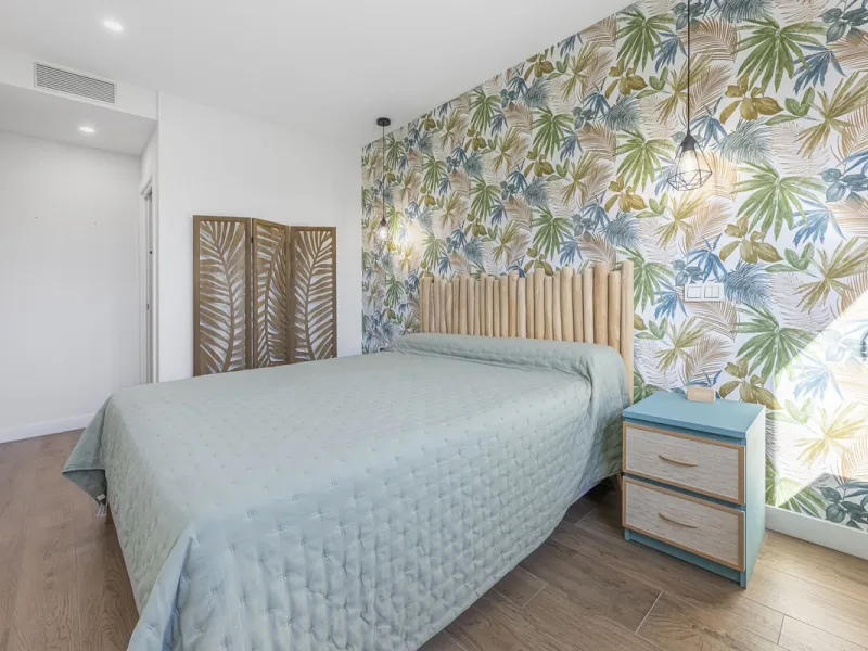Apartment - Middle Floor Apartment в продаже в Málaga, Málaga. В доме 3 спален и 2 ванных комнат. Площадь дома 143 м²