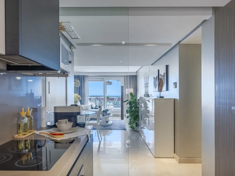 Exclusive, Bright and Private Duplex Penthouse in Los Robles