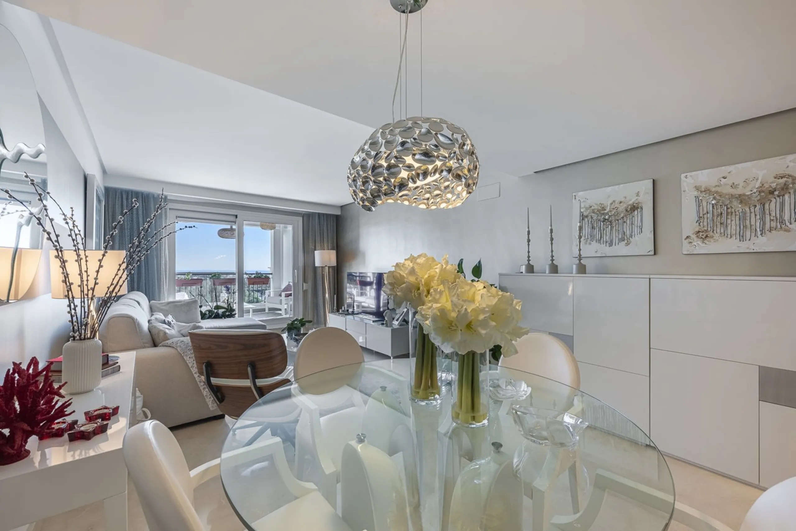 Exclusive, Bright and Private Duplex Penthouse in Los Robles