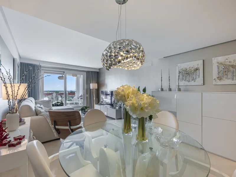 Exclusive, Bright and Private Duplex Penthouse in Los Robles