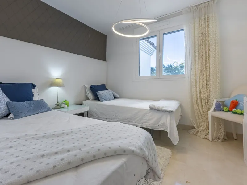 Exclusive, Bright and Private Duplex Penthouse in Los Robles