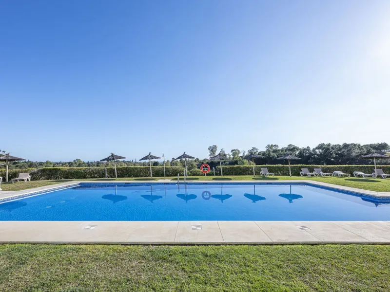 Exclusive, Bright and Private Duplex Penthouse in Los Robles