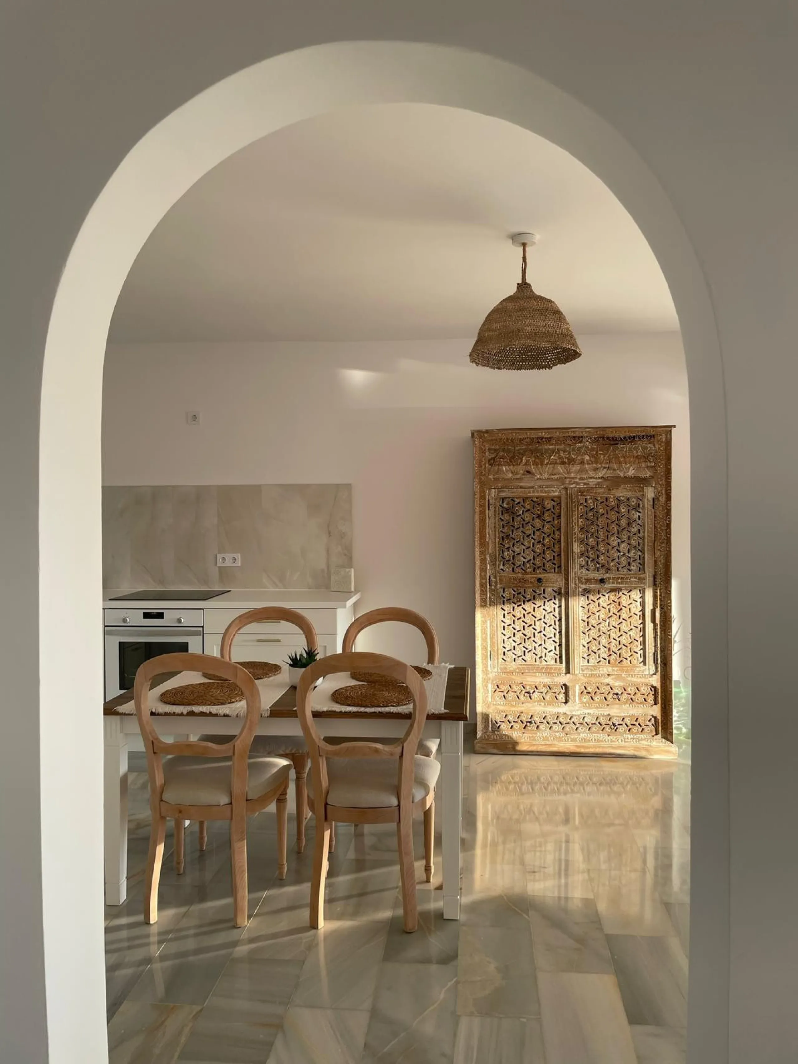 Bright Apartment with Sea Views in la Reserva de Marbella