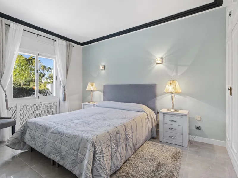 Located in the prestigious area of Guadalmina Baja – Casasola, just a short stroll from the beach, this stunning recently renovated villa sits on an exceptionally large private plot, offering space, privacy, and effortless coastal living.
