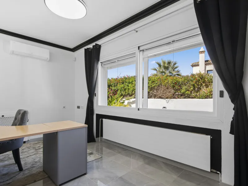 Located in the prestigious area of Guadalmina Baja – Casasola, just a short stroll from the beach, this stunning recently renovated villa sits on an exceptionally large private plot, offering space, privacy, and effortless coastal living.