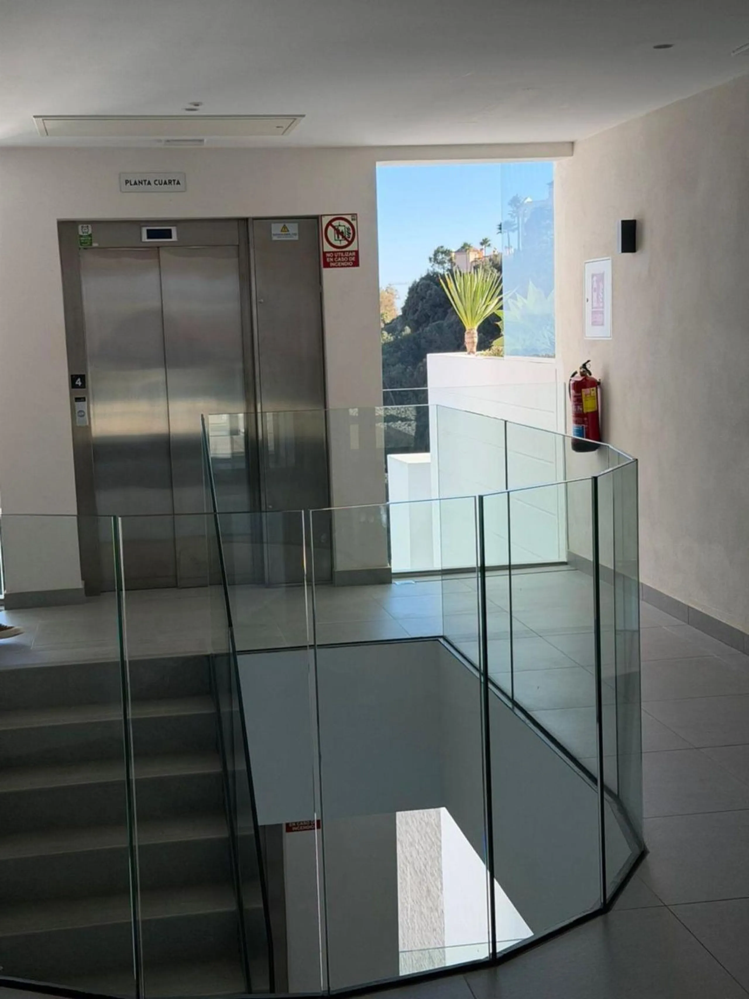 2-Bedroom, 2-Bathroom Apartment in Aqualina Residences, Benahavís