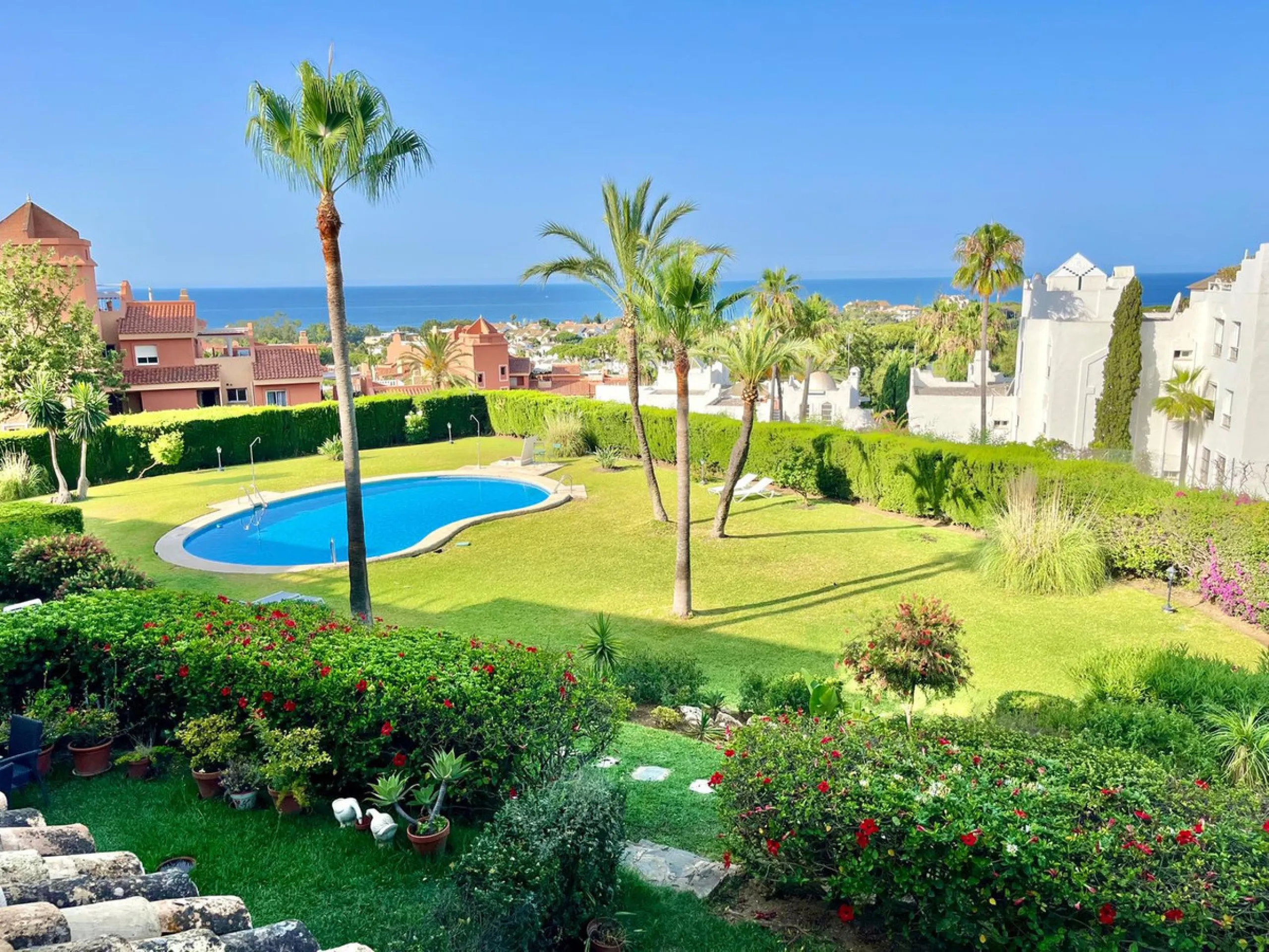 Bright Apartment with Sea Views in la Reserva de Marbella