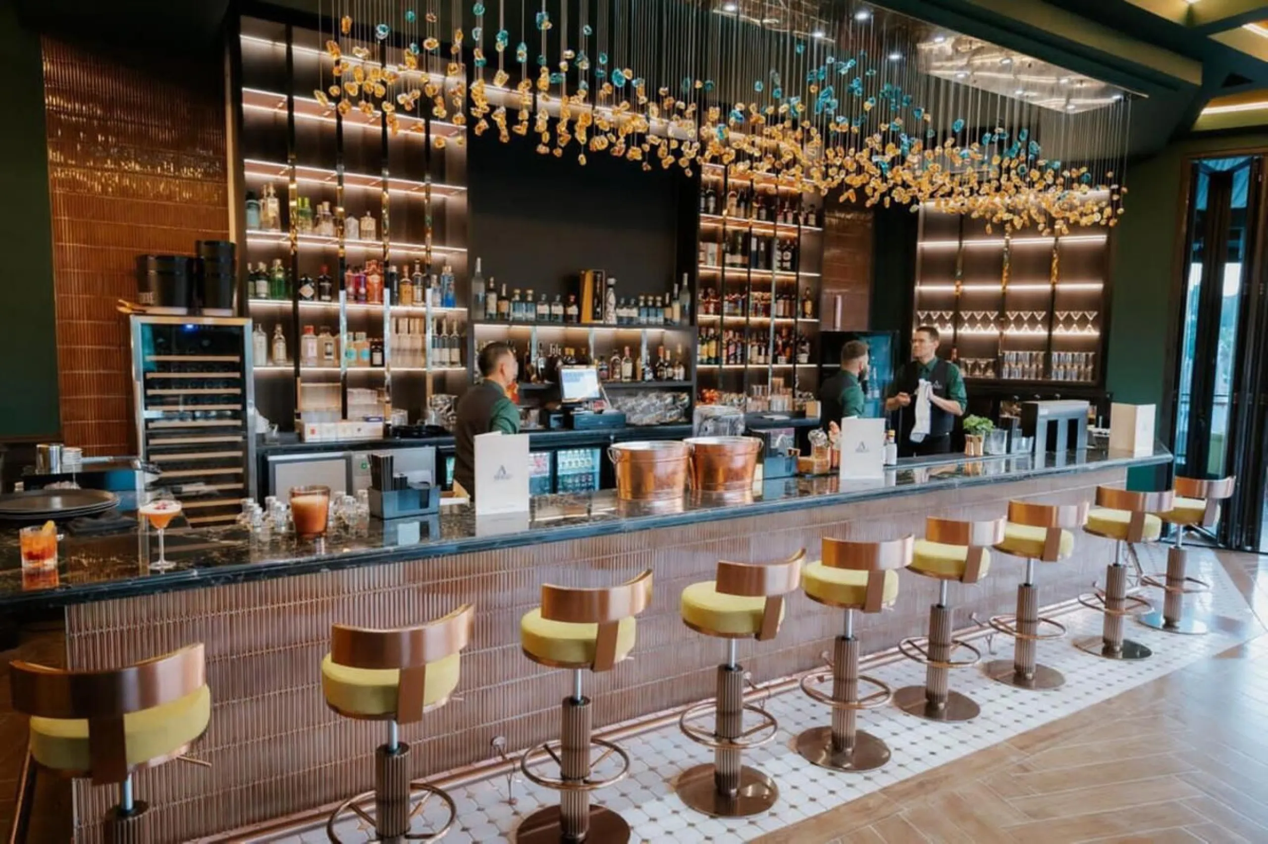 Exclusive Traspaso of a Premium Restaurant in Nueva Andalucía – Prime Investment Opportunity in Marbella