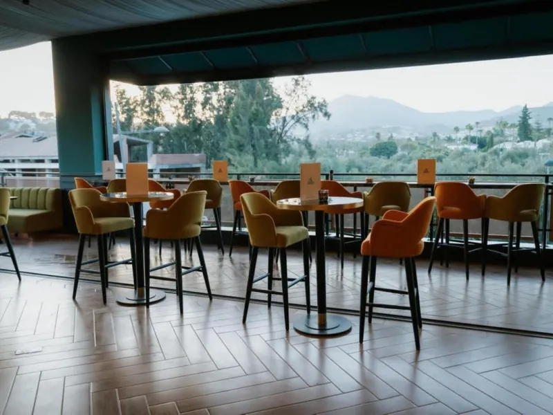 Exclusive Traspaso of a Premium Restaurant in Nueva Andalucía – Prime Investment Opportunity in Marbella