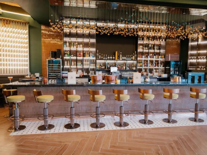Exclusive Traspaso of a Premium Restaurant in Nueva Andalucía – Prime Investment Opportunity in Marbella