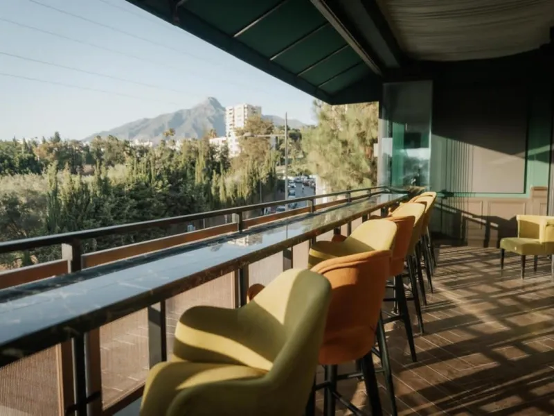 Exclusive Traspaso of a Premium Restaurant in Nueva Andalucía – Prime Investment Opportunity in Marbella