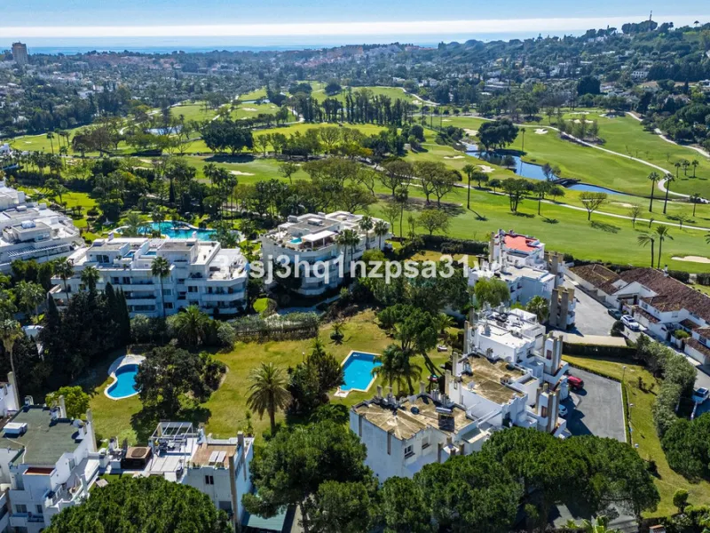 Set within the heart of Marbella's prestigious Golf Valley, this impeccably renovated 165 m² penthouse represents the pinnacle of sophisticated living in Nueva Andalucía. Positioned as a premier turnkey residence, the property underwent a comprehensive hi