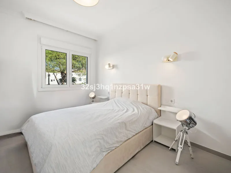 Set within the heart of Marbella's prestigious Golf Valley, this impeccably renovated 165 m² penthouse represents the pinnacle of sophisticated living in Nueva Andalucía. Positioned as a premier turnkey residence, the property underwent a comprehensive hi
