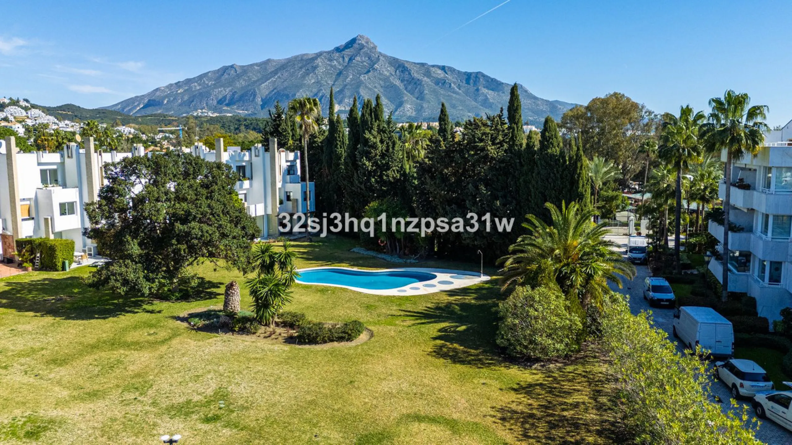 Set within the heart of Marbella's prestigious Golf Valley, this impeccably renovated 165 m² penthouse represents the pinnacle of sophisticated living in Nueva Andalucía. Positioned as a premier turnkey residence, the property underwent a comprehensive hi