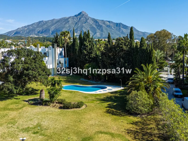 Set within the heart of Marbella's prestigious Golf Valley, this impeccably renovated 165 m² penthouse represents the pinnacle of sophisticated living in Nueva Andalucía. Positioned as a premier turnkey residence, the property underwent a comprehensive hi