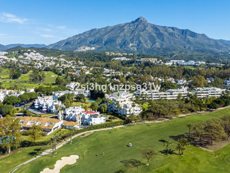 Set within the heart of Marbella's prestigious Golf Valley, this impeccably renovated 165 m² penthouse represents the pinnacle of sophisticated living in Nueva Andalucía. Positioned as a premier turnkey residence, the property underwent a comprehensive hi