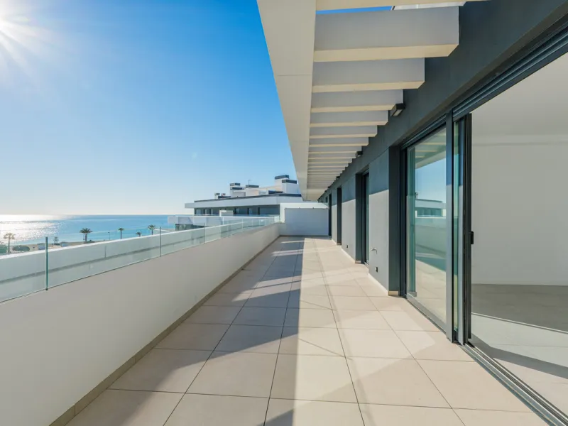 Apartment - Penthouse в продаже в Torremolinos, Málaga. В доме 3 спален и 2 ванных комнат. Площадь дома 148 м²