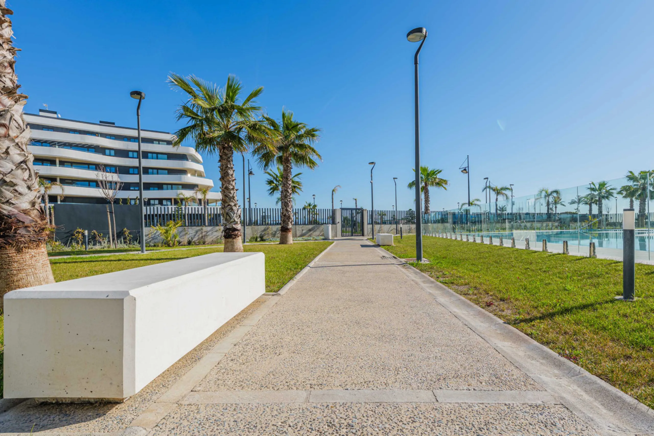 Apartment - Penthouse в продаже в Torremolinos, Málaga. В доме 3 спален и 2 ванных комнат. Площадь дома 148 м²