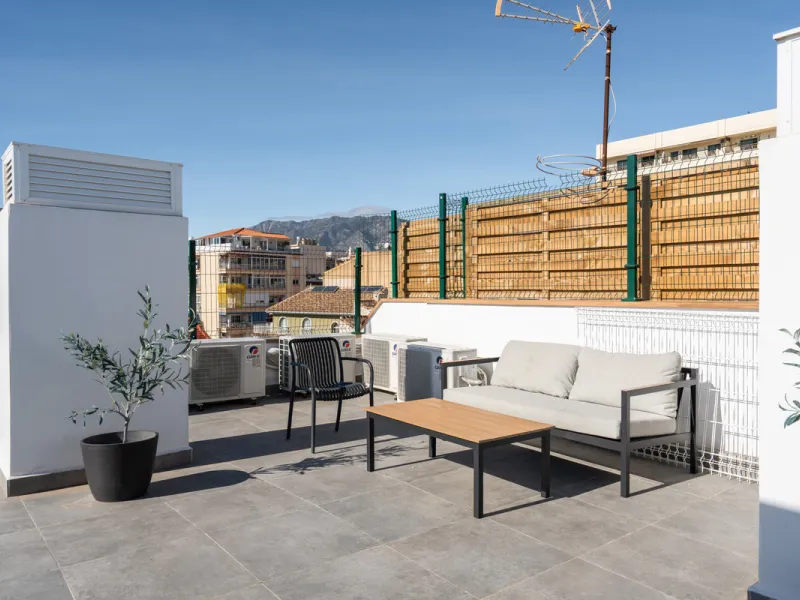 Apartment - Penthouse в продаже в Fuengirola, Málaga. В доме 2 спален и 1 ванных комнат. Площадь дома 59 м²